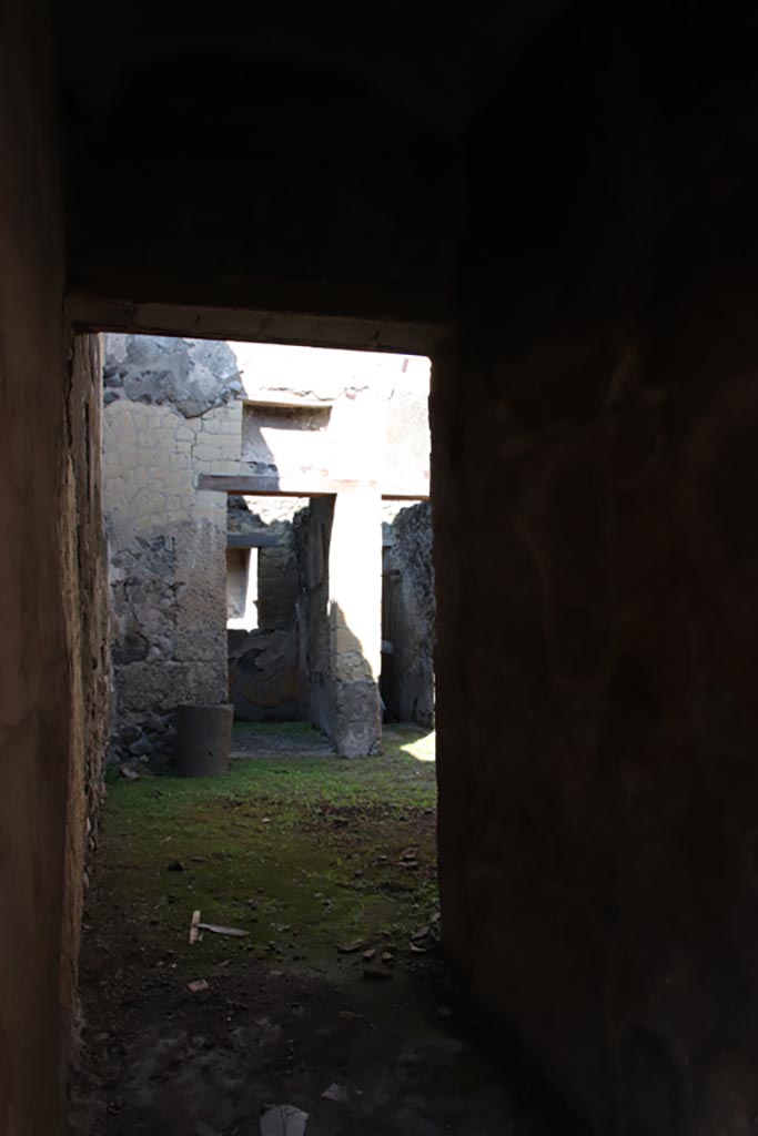 III.17 Herculaneum, October 2022. Looking west along entrance corridor towards small atrium.
Photo courtesy of Klaus Heese.